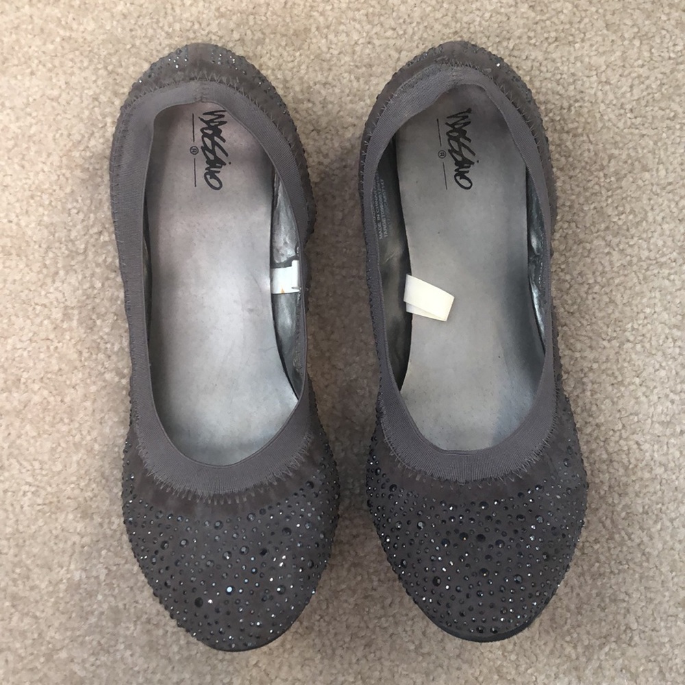 Mossimo Supply Co. Gray Crystal-Accented Ballet Flats